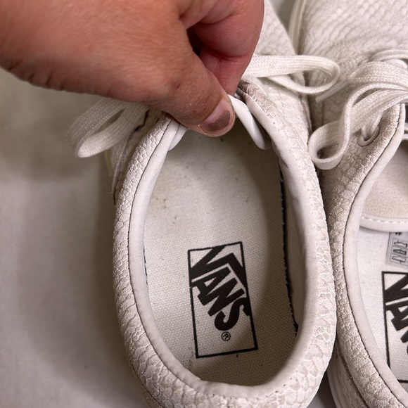 VANS ERA PLATFORM WHITE SNAKESKIN ANIMAL EMBOSSED SNEAKERS 7 - Picture 10 of 16